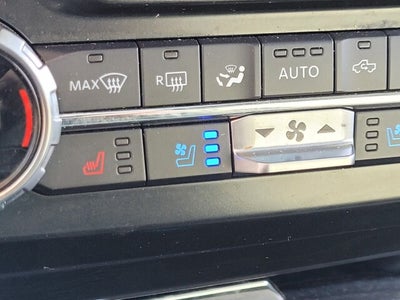 2022 Ford F-450SD Limited DRW