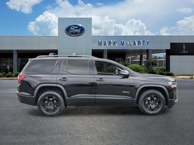 2022 GMC Acadia AT4