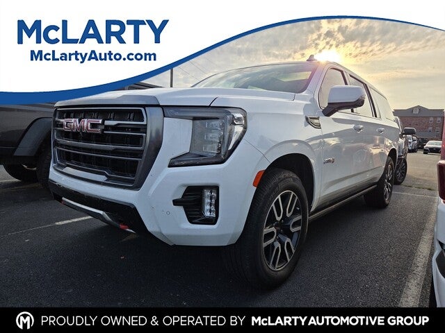 2023 GMC Yukon 4WD AT4's photo