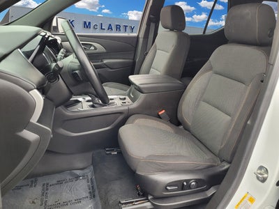 2023 Chevrolet Traverse LT Cloth w/2FL