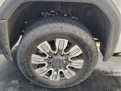 2025 GMC Sierra 2500HD Denali