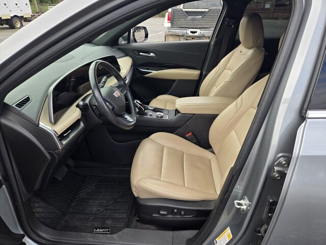 2024 Cadillac XT4 Luxury