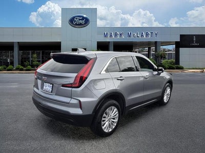 2024 Cadillac XT4 Luxury