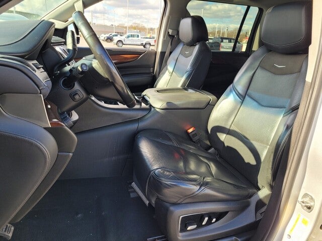 2019 Cadillac Escalade ESV Luxury