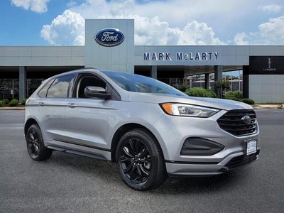2022 Ford Edge SE