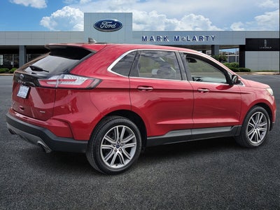 2022 Ford Edge Titanium