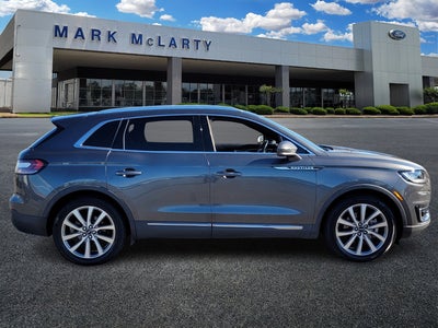 2019 Lincoln Nautilus Select