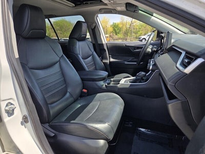 2020 Toyota RAV4 XLE Premium