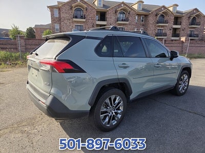 2020 Toyota RAV4 XLE Premium