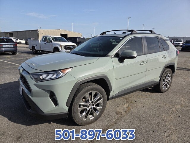 2020 Toyota RAV4 XLE Premium