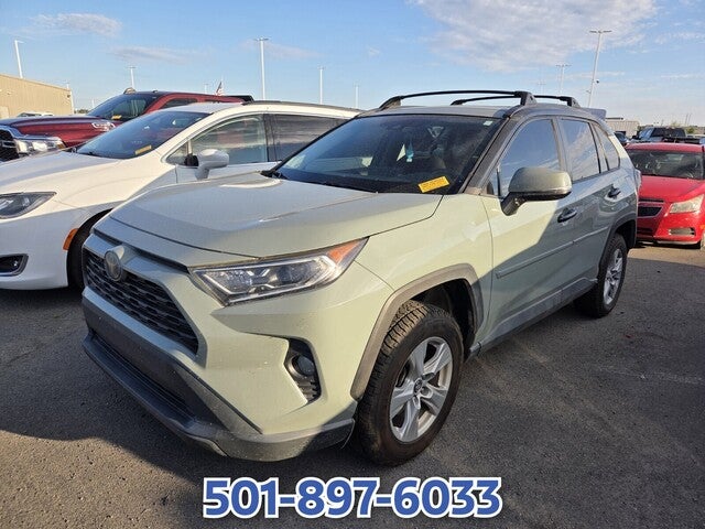 2020 Toyota RAV4 Hybrid XLE