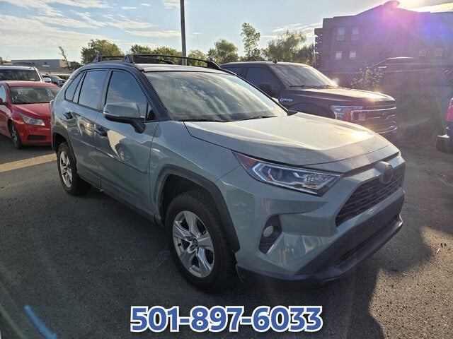 2020 Toyota RAV4 Hybrid XLE