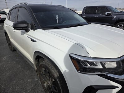 2024 Volkswagen Taos 1.5T SE