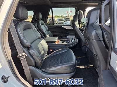2025 Lincoln Navigator Black Label
