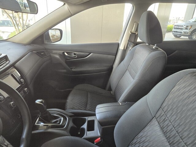 Used 2018 Nissan Rogue S with VIN 5N1AT2MT0JC757150 for sale in North Little Rock, AR