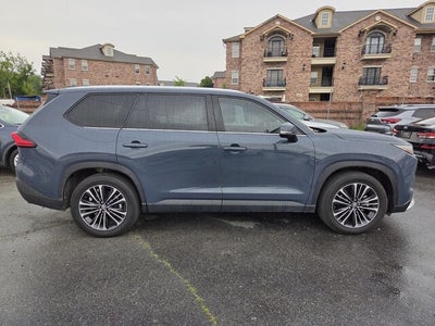 2024 Toyota Grand Highlander Hybrid MAX Platinum