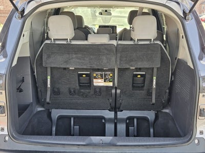 2021 Toyota Sienna LE 8 Passenger