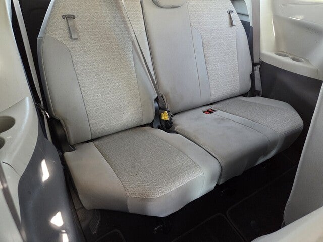 2021 Toyota Sienna LE 8 Passenger