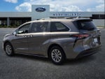 2021 Toyota Sienna LE 8 Passenger