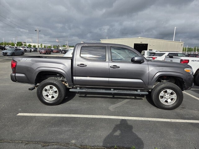 2020 Toyota Tacoma SR