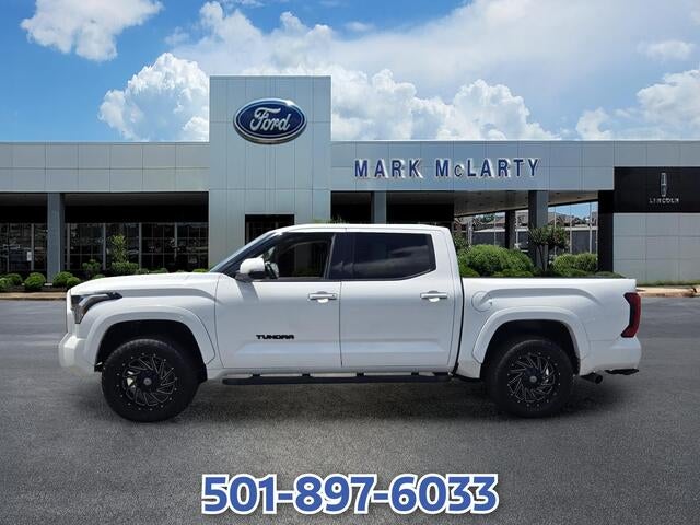 Used 2022 Toyota Tundra SR5 with VIN 5TFLA5AB2NX008011 for sale in Little Rock