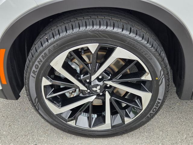 2024 Mitsubishi Outlander Base