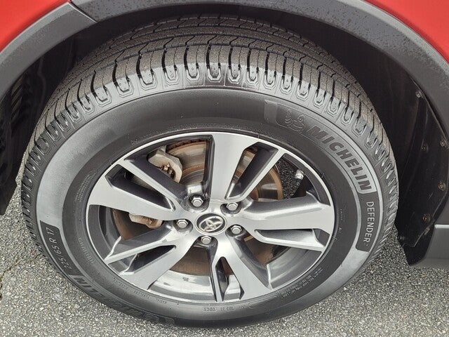 2017 Toyota RAV4 XLE