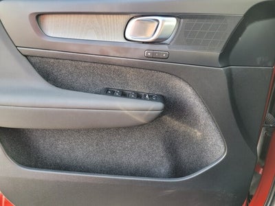 2023 Volvo XC40 B5 Core