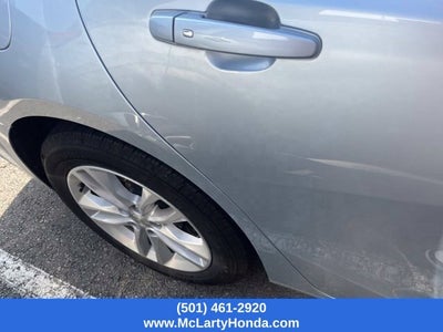 2017 Chevrolet Malibu LT 1LT