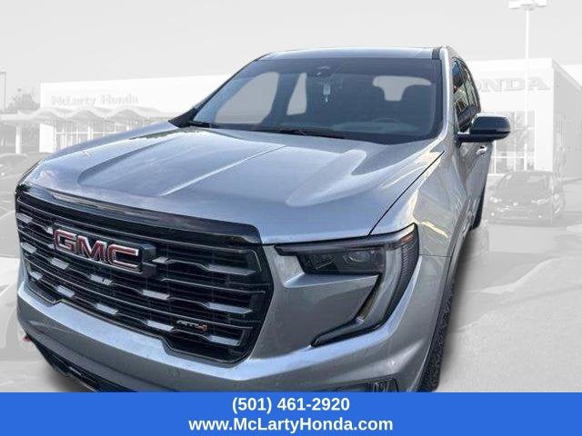 2025 GMC Acadia AT4