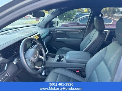 2025 GMC Acadia AT4