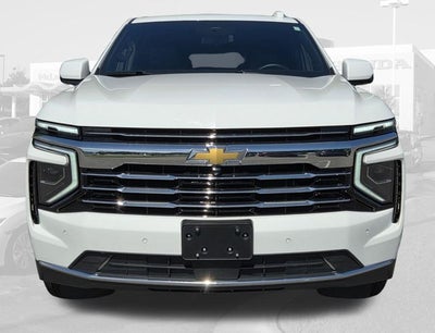 2025 Chevrolet Suburban LT