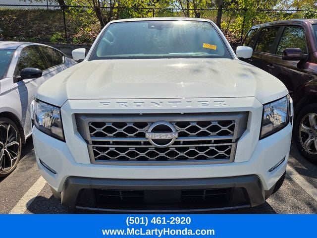 2024 Nissan Frontier SV