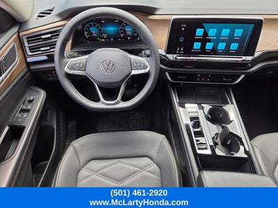 2024 Volkswagen Atlas 2.0T SE w/Technology
