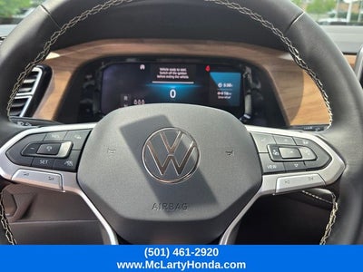 2025 Volkswagen Atlas 2.0T SE w/Technology