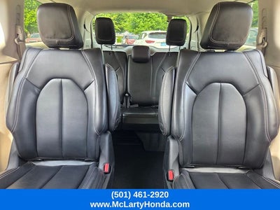 2023 Chrysler Pacifica Hybrid Touring L