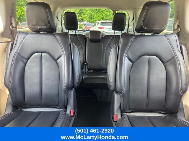 2023 Chrysler Pacifica Hybrid Touring L