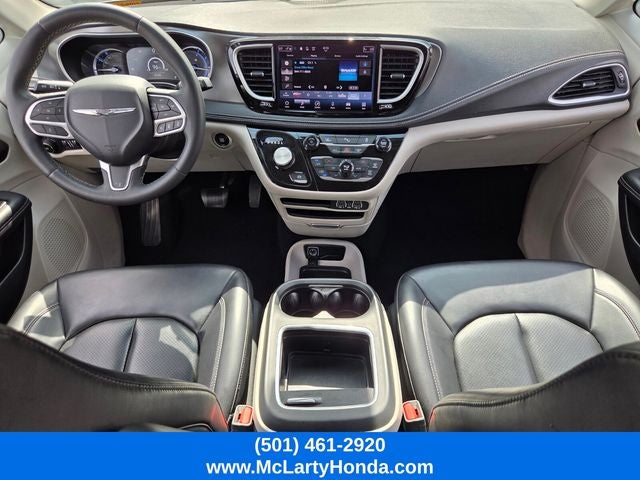 2023 Chrysler Pacifica Hybrid Touring L