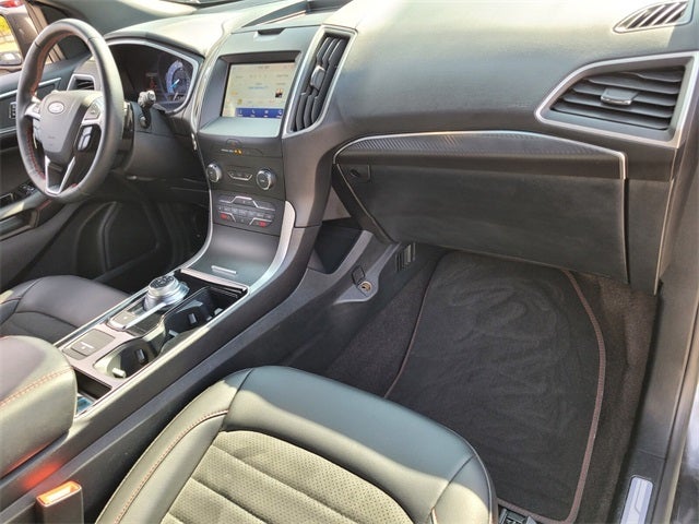 2020 Ford Edge ST Line