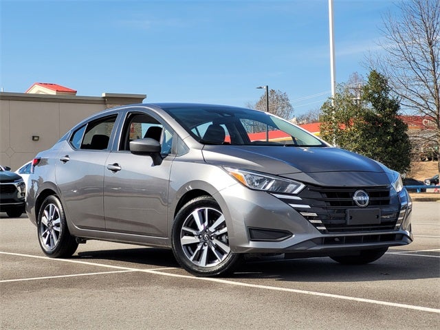 2023 Nissan Versa 1.6 SV