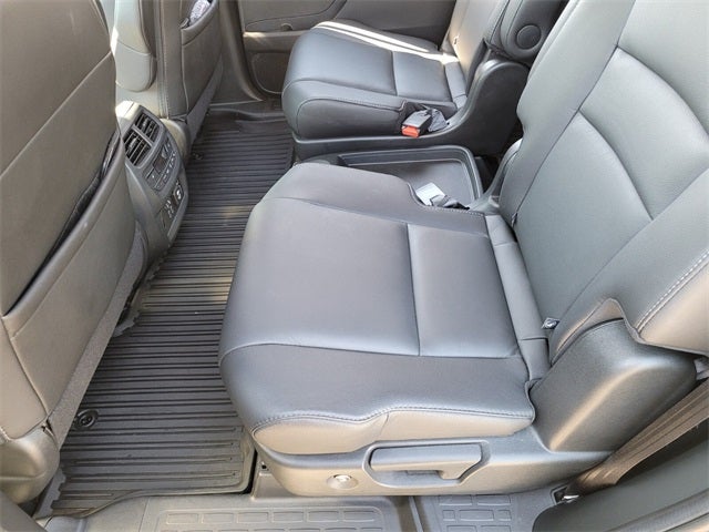 2022 Honda Pilot Touring 7 Passenger