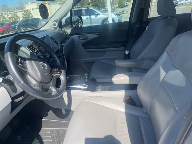 2021 Honda Pilot Touring 7 Passenger
