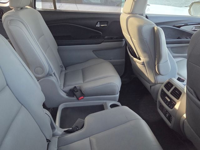 2021 Honda Pilot Touring 7 Passenger