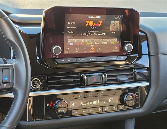 2024 Nissan Pathfinder SV