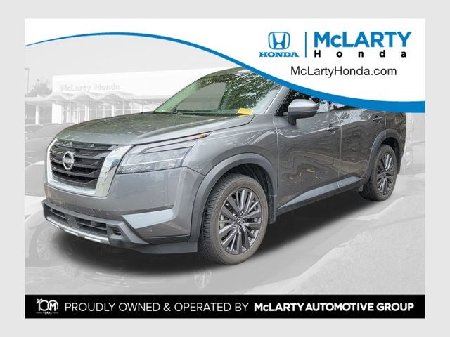 2023 Nissan Pathfinder SL