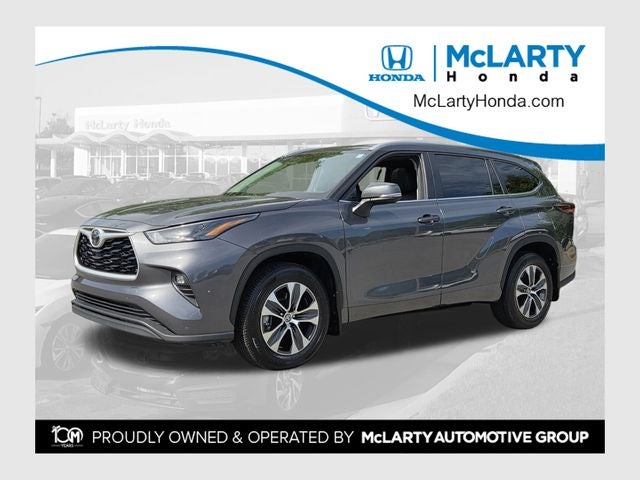 2025 Toyota Highlander XLE