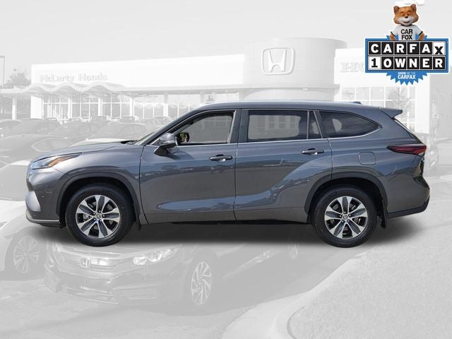 2025 Toyota Highlander XLE