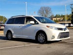 2020 Toyota Sienna XLE