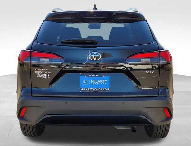 2025 Toyota Corolla Cross XLE