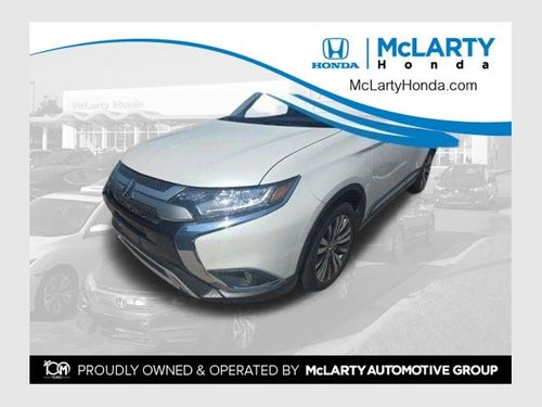 2020 Mitsubishi Outlander SE
